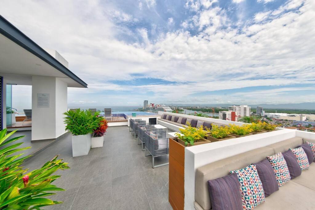 ¡Hermoso Condo Con Espectacular Vista A La Bahia!! Puerto Vallarta Exterior photo