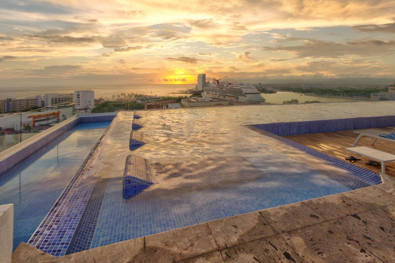 ¡Hermoso Condo Con Espectacular Vista A La Bahia!! Puerto Vallarta Exterior photo