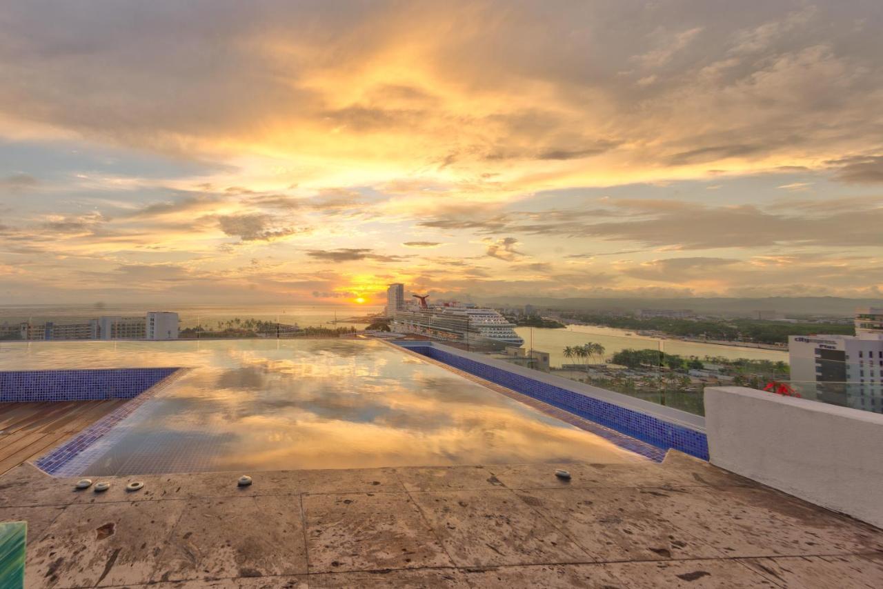 ¡Hermoso Condo Con Espectacular Vista A La Bahia!! Puerto Vallarta Exterior photo